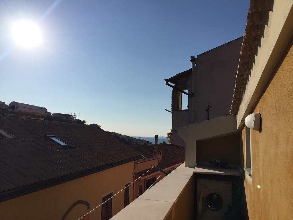 Bed and Breakfast Il Tramonto Кастельсардо Экстерьер фото