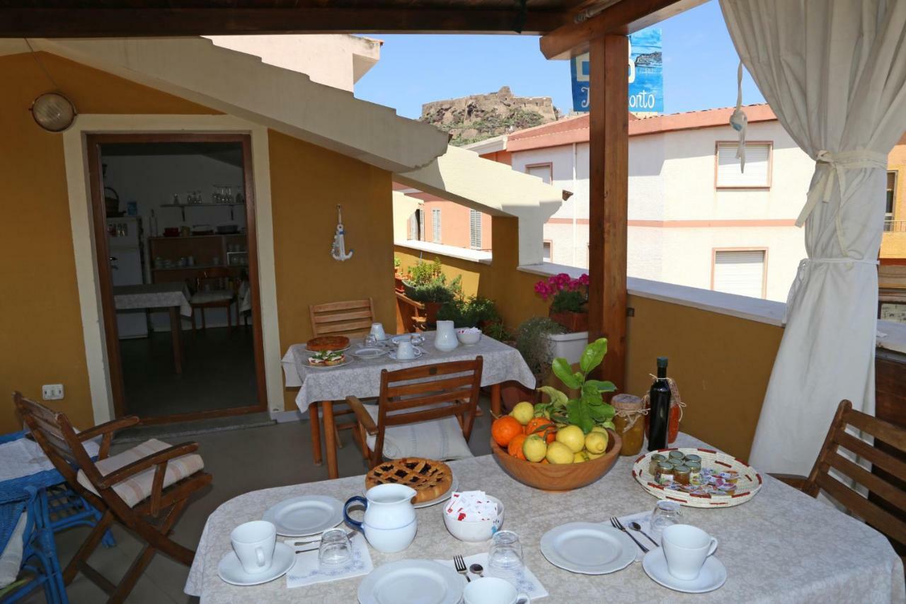 Bed and Breakfast Il Tramonto Кастельсардо Экстерьер фото